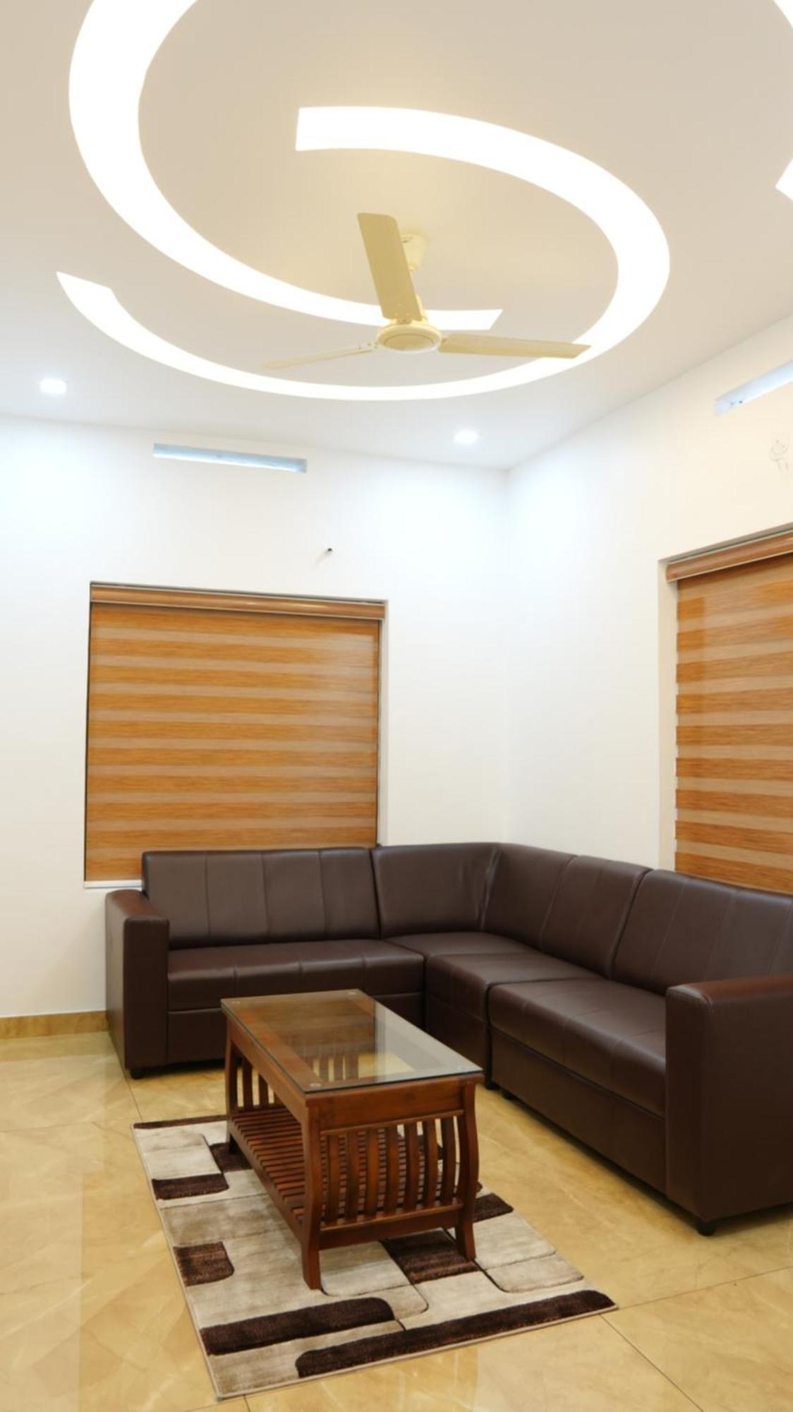 Neom'S Golden Gate Hotel Alwaye Bagian luar foto
